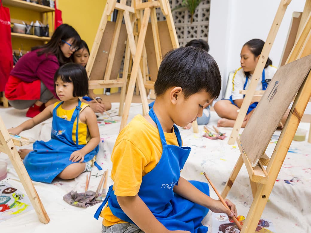 Bụi Nhỏ - Lớp dạy vẽ cho trẻ em ở TPHCM