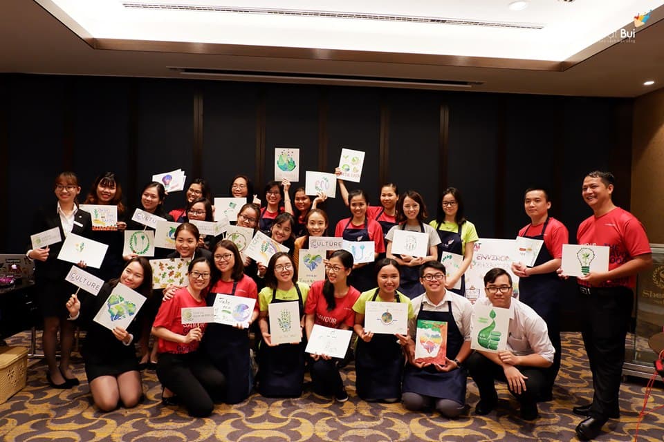 Mỹ thuật Bụi phối hợp với Khách sạn Renaissance Riverside và Sheraton Saigon tổ chức Workshop vẽ tranh vì môi trường