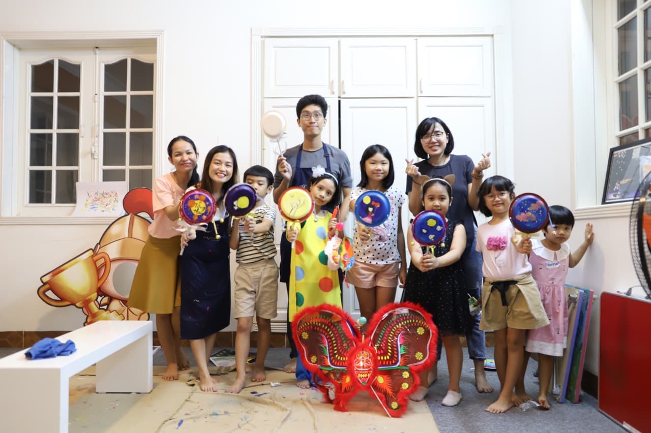 Mỹ thuật Bụi phối hợp cùng Neokid tổ chức “Lễ hội rước trăng” mừng Trung thu