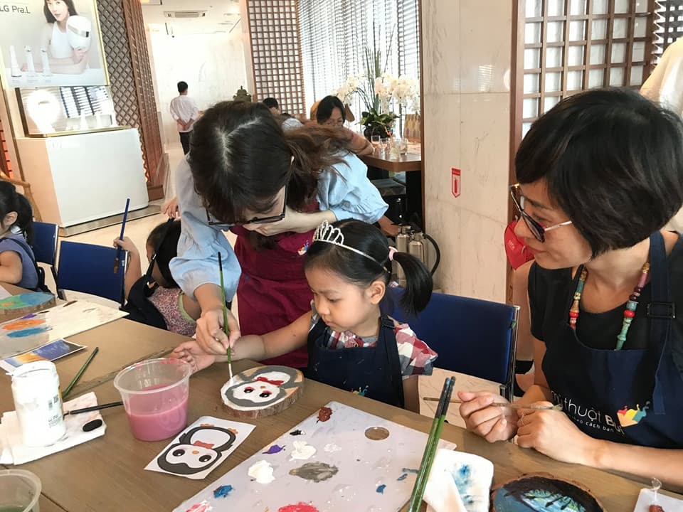Workshop Vẽ trên gỗ với Lotte Department Store