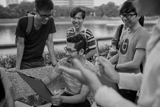 Chuyện hạt bụi nhỏ sắp đi xa kể về anh em