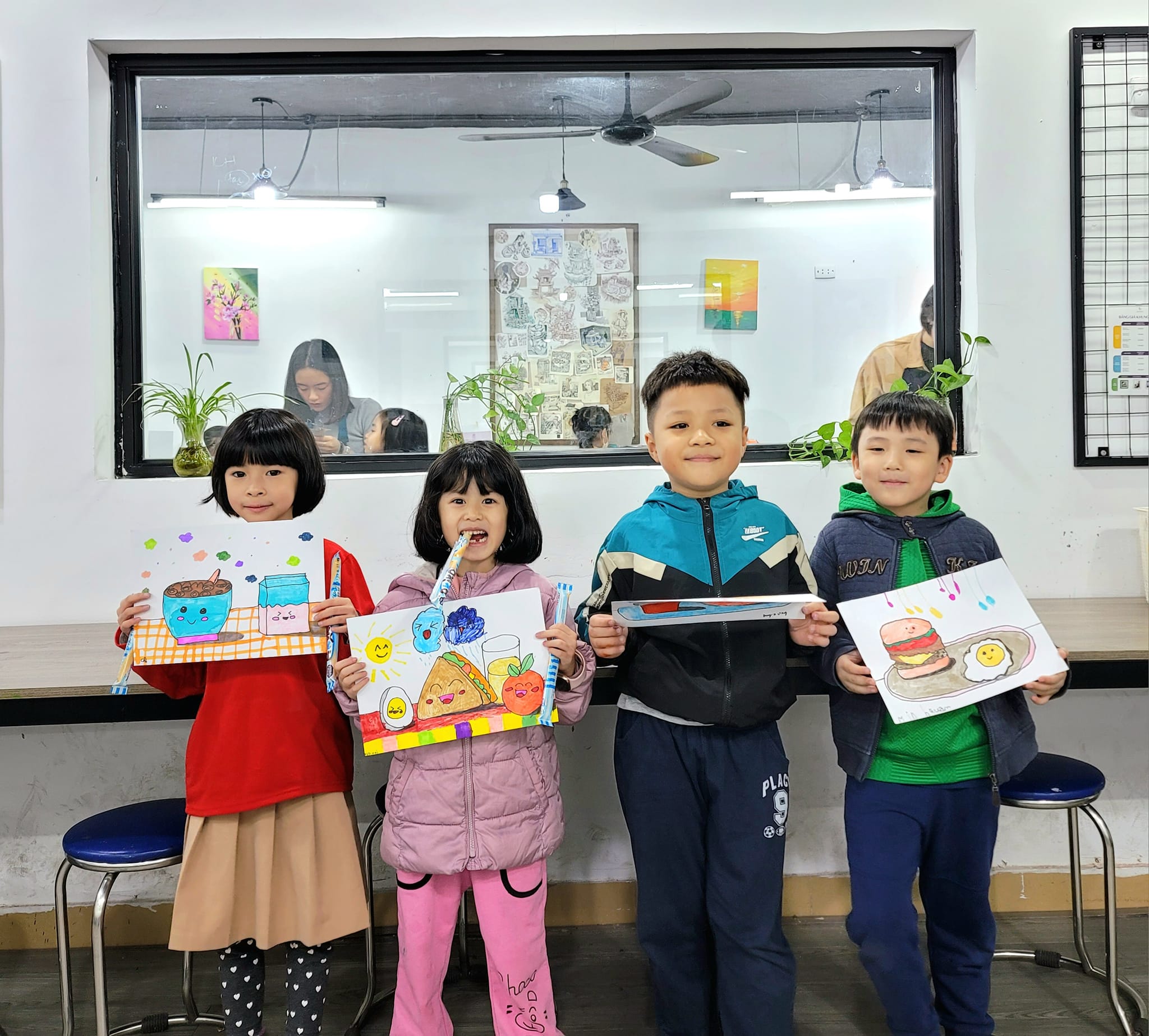 Mỹ Thuật Bụi - Lớp dạy vẽ cho bé Quận 5 được phụ huynh tin chọn