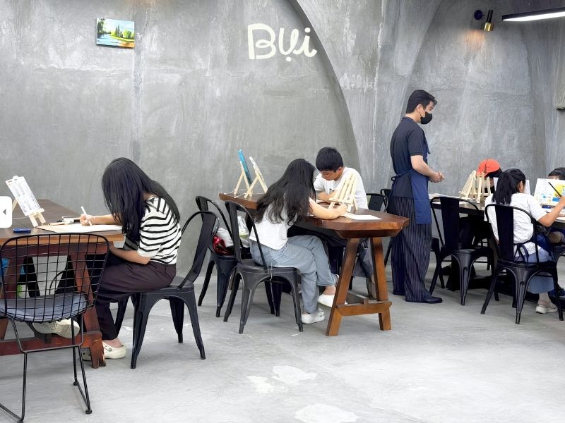 Mỹ Thuật Bụi - Lớp học vẽ cho người lớn khu vực Thủ Đức Mỹ Thuật Bụi - Lớp học vẽ cho người lớn khu vực Thủ Đức