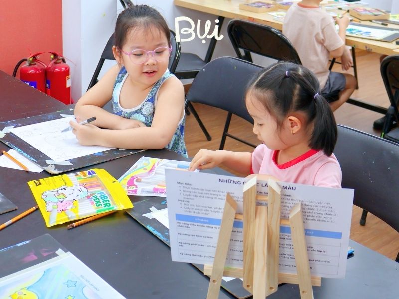 Lý do phụ huynh Quận Hai Bà Trưng chọn Mỹ Thuật Bụi