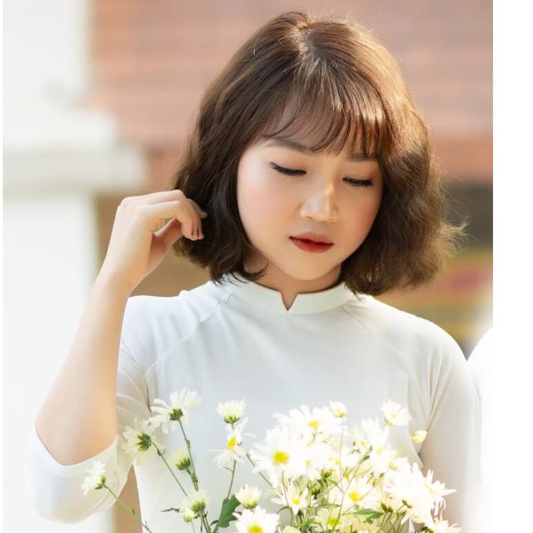 TRẦN THỊ THU HƯƠNG