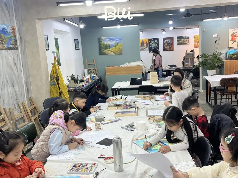 Lớp vẽ cho trẻ em và thiếu nhi