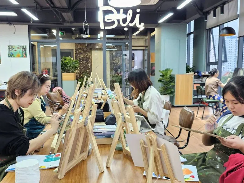 Lớp dạy vẽ Mỹ Thuật Bụi - Mỹ Đình