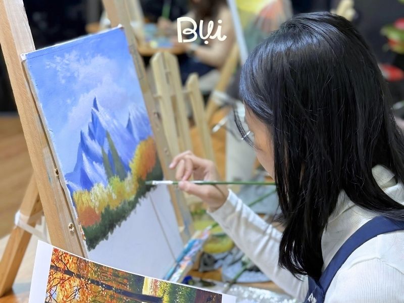 Các khóa học dành cho người lớn tại Mỹ Thuật Bụi cơ sở Gò Vấp