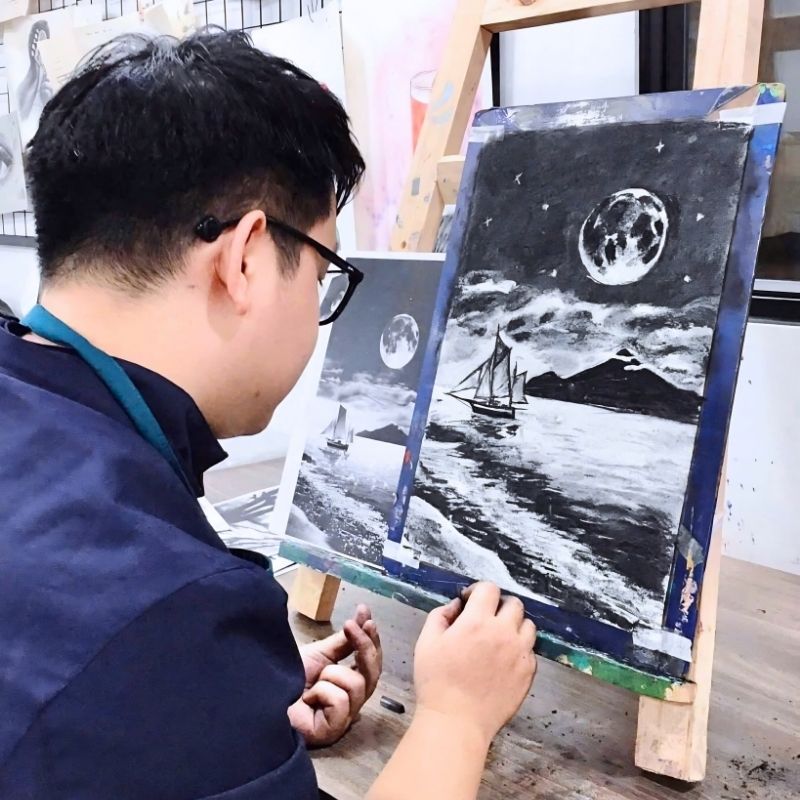 Hình ảnh học viên lớp vẽ Bụi Lớn cơ sở Cầu Giấy