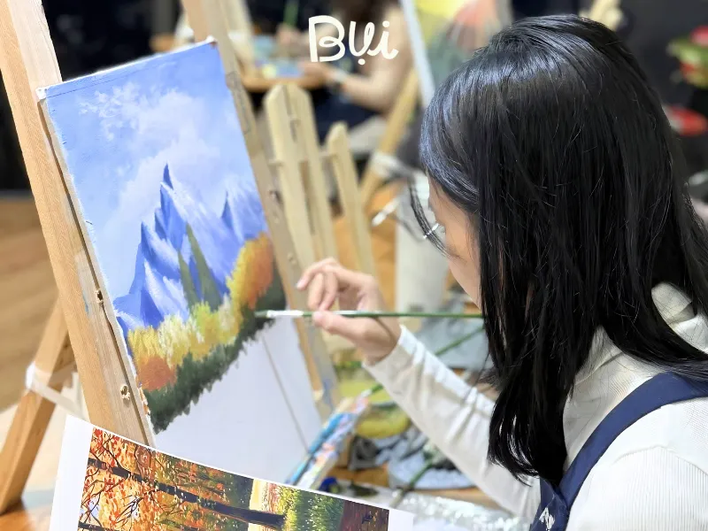Hình ảnh học viên tại lớp dạy vẽ quận 7