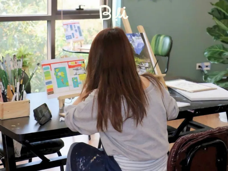 Hình ảnh học viên tại lớp dạy vẽ quận 7