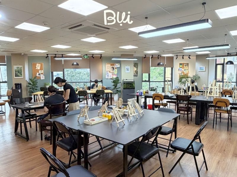 Không gian học tại lớp vẽ 14 Phạm Huy Thông Quận Ba Đình