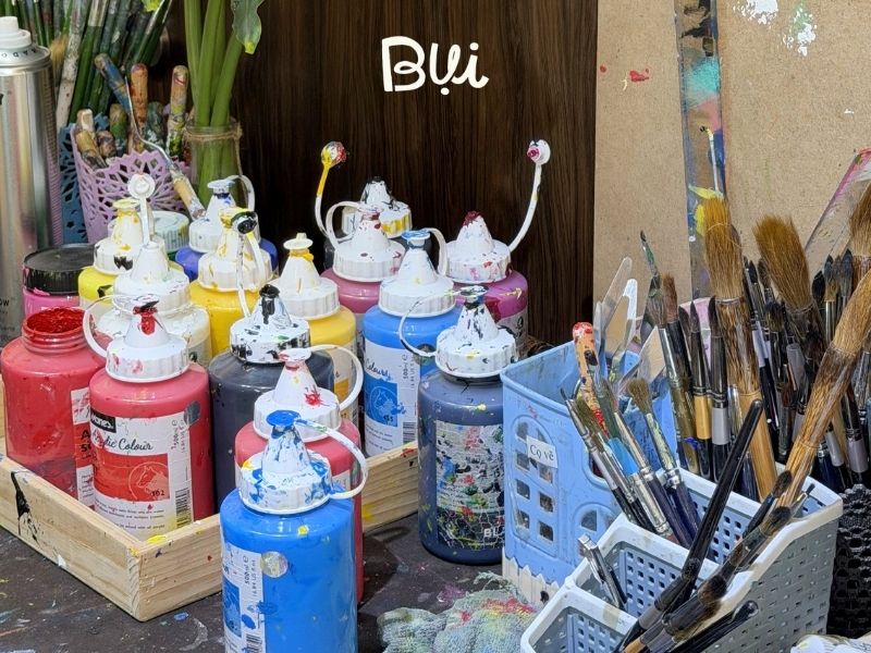 Không gian lớp học vẽ cho bé tại cơ sở Tây Hồ