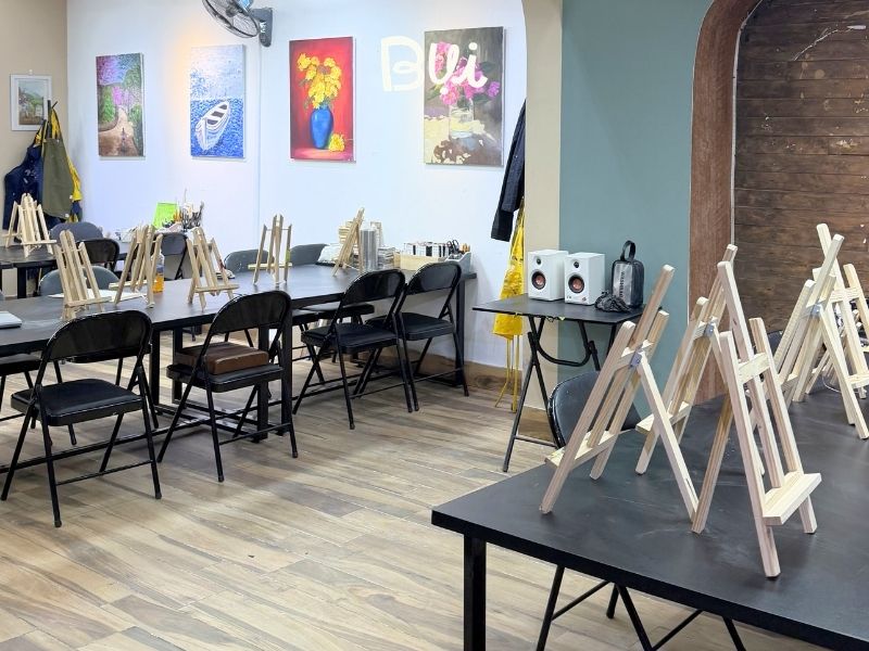 Không gian và lịch học tại cơ sở Hoàn Kiếm