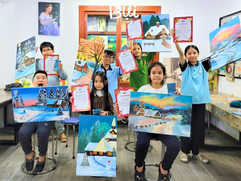 Bài vẽ của học viên trong lớp học vẽ cho bé Quận 7