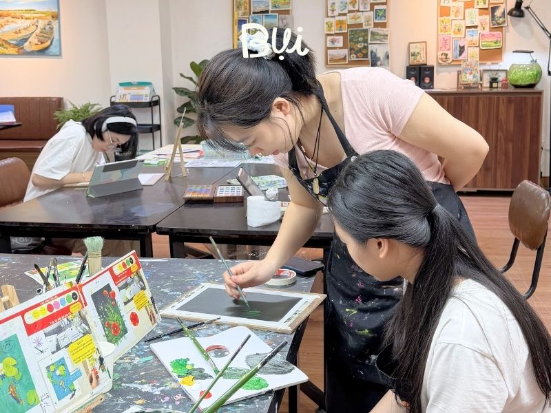 Điểm khác biệt trong phương pháp dạy tại Mỹ Thuật Bụi Điểm khác biệt trong phương pháp dạy tại Mỹ Thuật Bụi