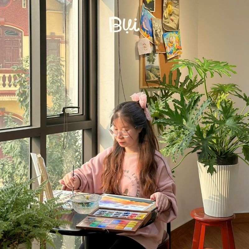 Hình ảnh học viên lớp vẽ Bụi Thanh Nhàn