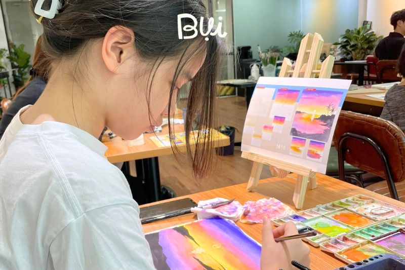 Màu nước là gì? Đặc điểm, phân loại và cách chọn cho người mới bắt đầu 10 Lớp dạy vẽ màu nước