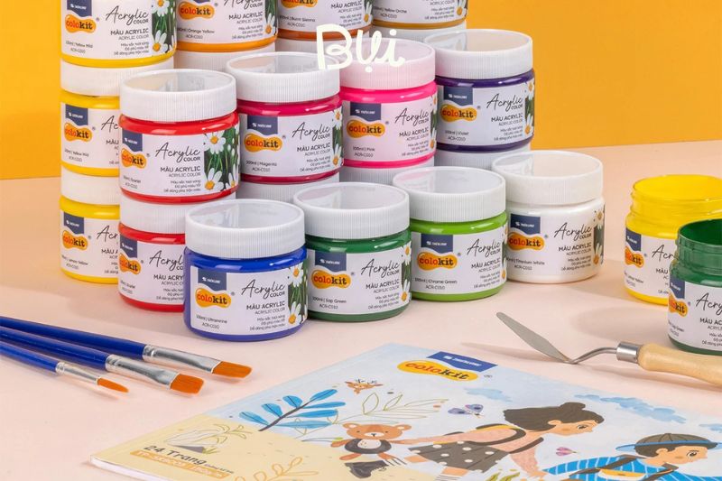 Màu Acrylic là gì? Hướng dẫn đầy đủ cho người mới bắt đầu học vẽ 3 Màu Acrylic dạng tuýp và hũ