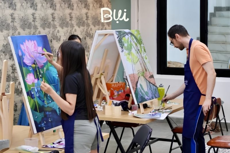 Ngôi nhà mỹ thuật dành cho cộng đồng yêu vẽ của Mỹ thuật Bụi 2 Hành trình 14 xây dựng ngôi nhà chung cho người yêu vẽ của Bụi